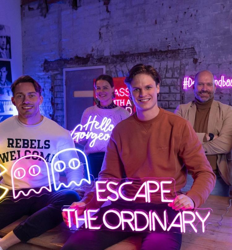 neonsfeer-Neon Sign Design