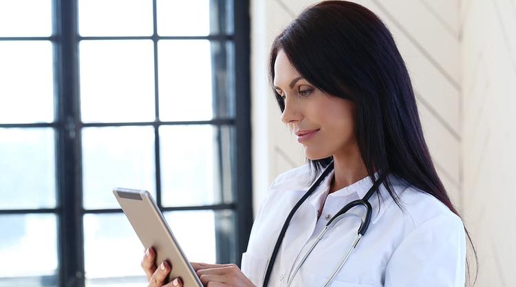 5 Reasons How Native Mobile Apps are bringing revolution in Healthcare Industry