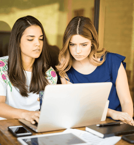 Web Development with Python Flask vs Django - Blog - 1104