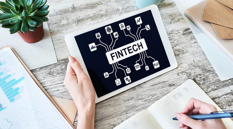 10 Best Fintech Apps You Should Look Up to In 2022